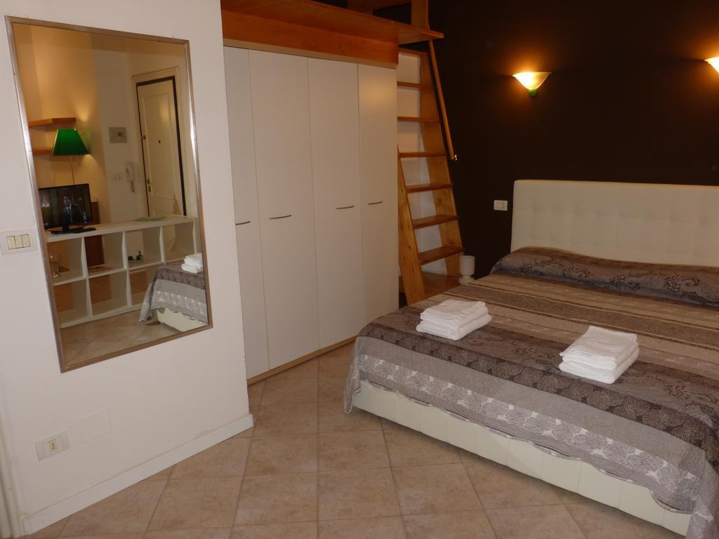 Residenza Galvani Bologna Szoba fotó